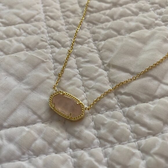 Elisa Gold Pendant Necklace in Rose Quartz - Picture 3 of 5